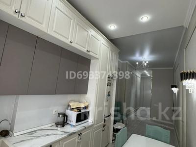 3-бөлмелі пәтер, 70 м², 7/14 қабат, 16-й мкр 70/1, бағасы: 23.5 млн 〒 в Актау, 16-й мкр 