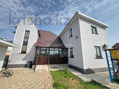Отдельный дом · 6 комнат · 200 м² · 8 сот., Наркескен 11 — Микрорайон Кокжиек за 55 млн 〒 в Деркуле