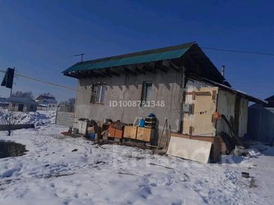 Үйдің бір бөлігі · 2 бөлме · 30 м² · 6 сот., Луговая 63 В — Рядом бакад дорга на Жайнак Байкент Нургиса Тлендев Ашыбулак, бағасы: 12 млн 〒 в Комсомоле