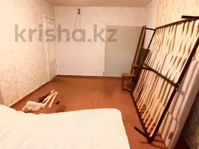 1-комнатная квартира · 31 м² · 1/5 этаж, Майкудук, 15й микрорайон за 5.9 млн ₸ в Караганде, Алихана Бокейханова р-н
