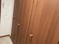 1-комнатная квартира · 36 м² · 1/5 этаж, Пришахтинск, 22й микрорайон 16 за 9 млн ₸ в Караганде, Алихана Бокейханова р-н — фото 5
