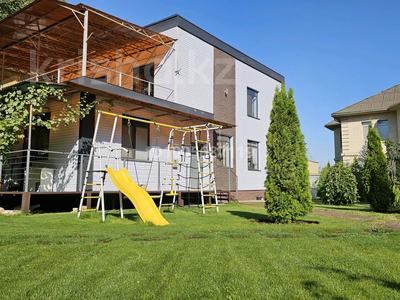 Аренда квартир в Алматы: 4-комнатная квартира · 120 м² · 1/2 этаж, мкр Аскартау, Дружба спорт 63 — По Ремизовке вверх, 2 км от Аль-Фараби за 750 000 〒 4-комнатная квартира · 120 м² · 1/2 этаж, мкр Аскартау, Дружба спорт 63 — По Ремизовке вверх, 2 км от Аль-Фараби за 750 000 〒 в Алматы, Медеуский р-н