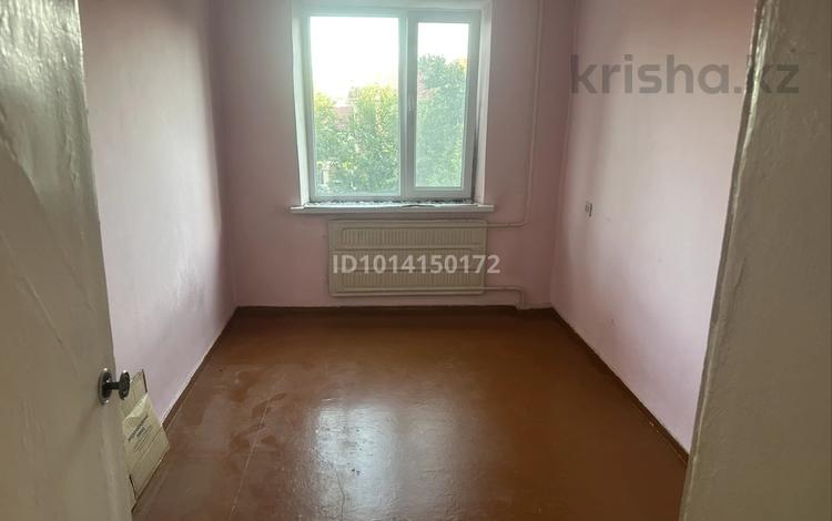 3-комнатная квартира · 70 м² · 3/5 этаж, Абая 5 — Абая- Фурмонова за 120 000 ₸ в Таразе — фото 2