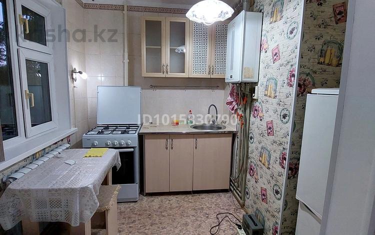 2-бөлмелі пәтер · 43 м² · 2/5 қабат, проспект Республики 12 — Около "Девятиэтажки" по пр.Республики, бағасы: 16 млн ₸ в Шымкенте, Туран р-н — фото 2