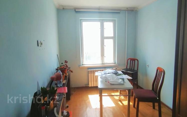 4-комнатная квартира, 75 м², 3/5 этаж, Кабанбай батыра за 25 млн 〒 в Талдыкоргане — фото 14
