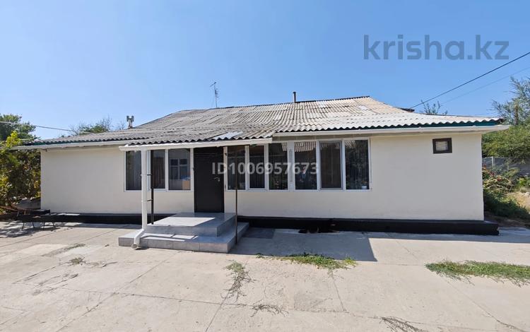 Отдельный дом · 4 комнаты · 94 м² · 8 сот., мкр Алатау, Братская 65 — Корзинка (фиркан) за 39 млн 〒 в Таразе — фото 2