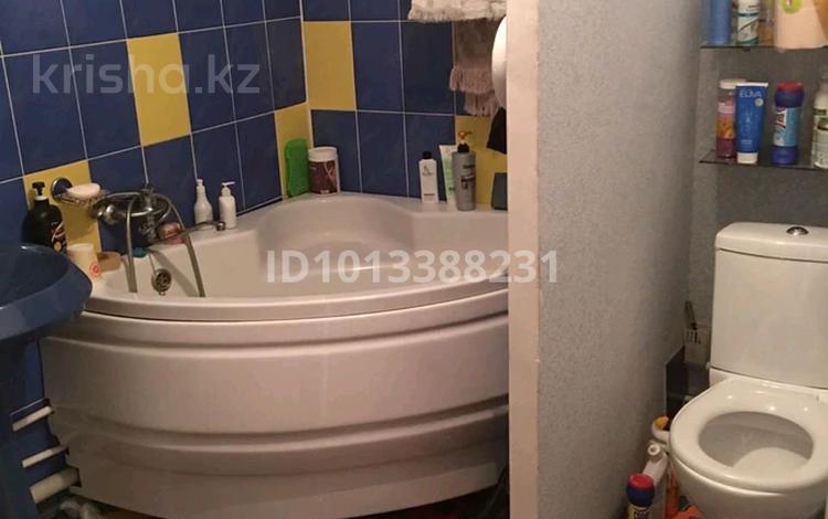 4-бөлмелі пәтер · 100 м² · 4/5 қабат, Шешембекова 7а, бағасы: 23 млн ₸ в Экибастузе — фото 2
