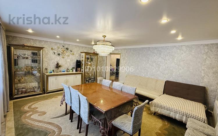 Отдельный дом · 4 комнаты · 120 м² · 6 сот., мкр Городской Аэропорт, Беларусская 5а — Инфинити на Гоголя за 36 млн ₸ в Караганде, Казыбек би р-н — фото 15