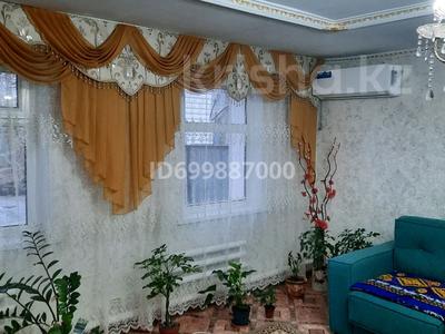 Отдельный дом · 4 комнаты · 150 м² · 5 сот., мкр Омега, Н Чурикова 29 — 26 школа за 24 млн ₸ в Уральске