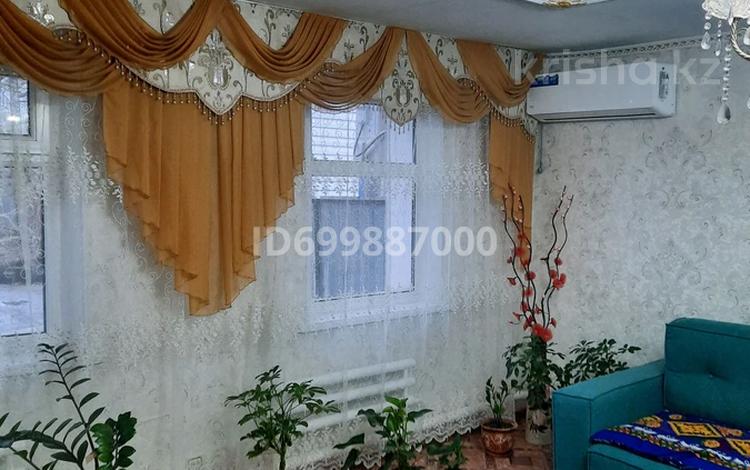 Отдельный дом · 4 комнаты · 150 м² · 5 сот., мкр Омега, Н Чурикова 29 — 26 школа за 24 млн ₸ в Уральске — фото 2