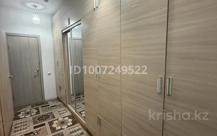 1-комнатная квартира · 47 м² · 9/12 этаж, мкр Дарабоз за 200 000 ₸ в Алматы, Алатауский р-н — фото 5