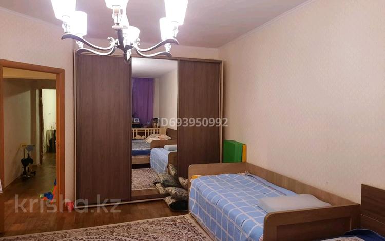 1-бөлмелі пәтер · 74 м² · 11/16 қабат, мкр Шугыла, Жуалы, бағасы: 30 млн ₸ в Алматы, Наурызбайский р-н — фото 2