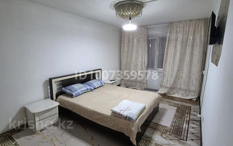 3-комнатная квартира · 50 м² · 1/5 этаж, Нышанова 5 — Возле Сакен школа за 10 000 ₸ в Туркестане — фото 2