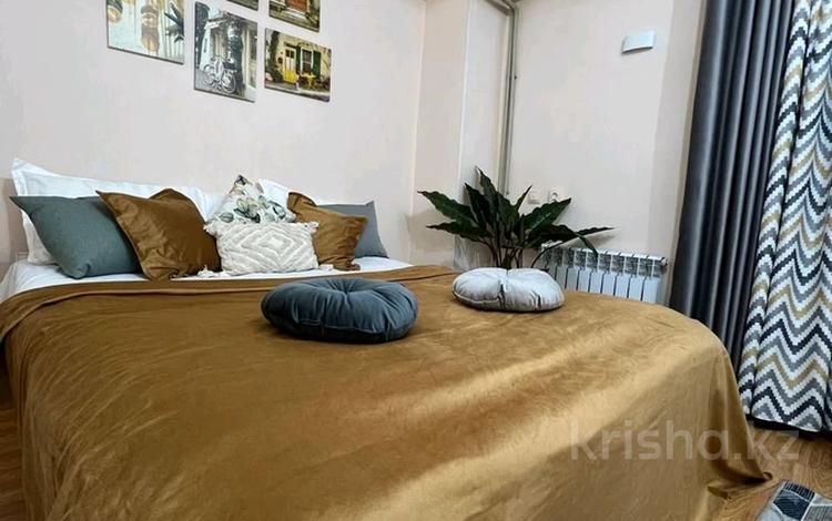1-бөлмелі пәтер · 45 м² · 2/9 қабат, Тауке хана 33/3 — Кунаева Тауке хана, бағасы: 15 000 ₸ в Шымкенте, Аль-Фарабийский р-н — фото 2