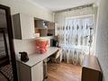 3-комнатная квартира · 58 м² · 2/5 этаж, Алдабергенова 29 — Находится на против 6 микрорайон возле дома магазины Алпамыс за 18 млн ₸ в Талдыкоргане, мкр Самал — фото 2