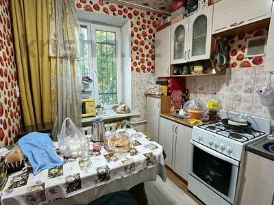 2-комнатная квартира · 40 м² · 1/2 этаж, Абылай хана за ~ 7.3 млн 〒 в Талдыкоргане