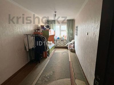 3-комнатная квартира · 60 м² · 4/5 этаж, мкр Акбулак 18 — 36школа за 16 млн 〒 в Таразе