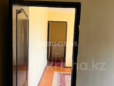 3-бөлмелі пәтер · 70 м² · 3/5 қабат, мкр Карасу, Алфараби 7 — Айгул остановка, бағасы: 160 000 ₸ в Шымкенте, Аль-Фарабийский р-н