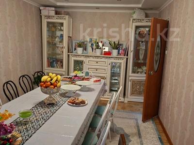 4-бөлмелі пәтер · 80 м² · 4/5 қабат, Қаратау 9 — Президентский Парк. Аватария.., бағасы: 19 млн ₸ в Таразе