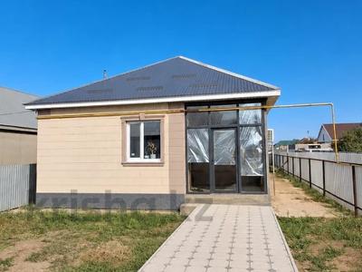 Отдельный дом · 4 комнаты · 109 м² · 5 сот., Байтурсынова — Зачаганск, мкрн Арман, Школа №10 рядом за 40 млн ₸ в Уральске