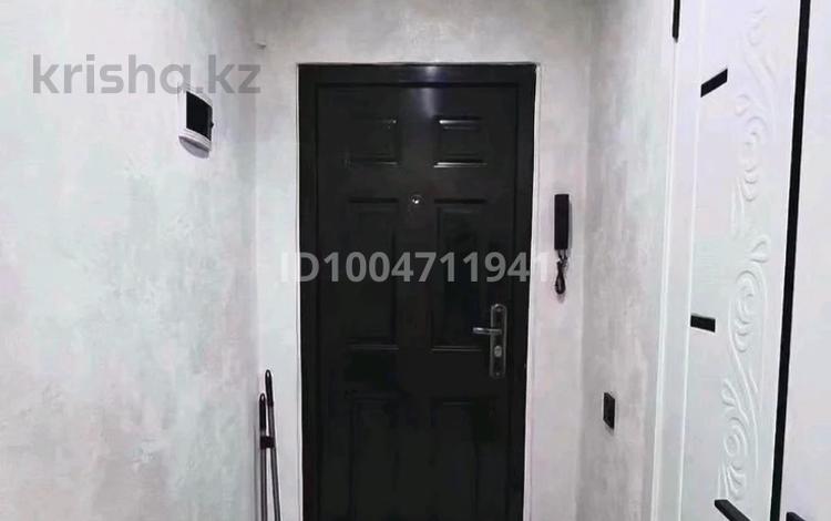 1-бөлмелі пәтер · 32 м² · 2/5 қабат, Карменова 53 — Рядом школа 10, бағасы: 14.5 млн ₸ в Семее — фото 2