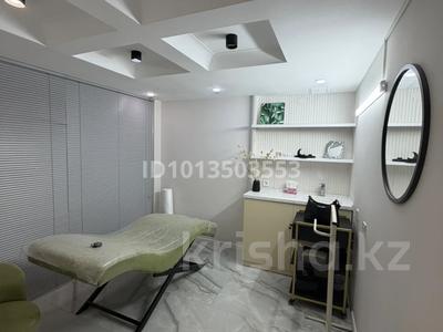 Салоны красоты · 12 м² за 70 000 ₸ в Астане, Нура р-н