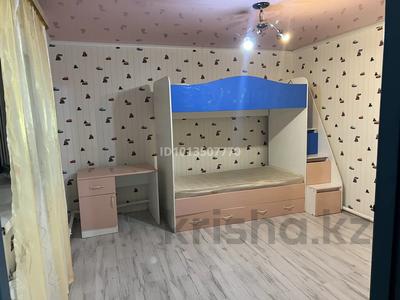 Отдельный дом · 3 комнаты · 55 м² · 10 сот., Шубина 23 за 250 000 ₸ в Астане, Сарыарка р-н