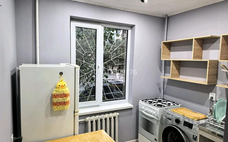 3-комнатная квартира · 56 м² · 1/5 этаж, Туркебаева 244 за 350 000 ₸ в Алматы, Бостандыкский р-н — фото 2