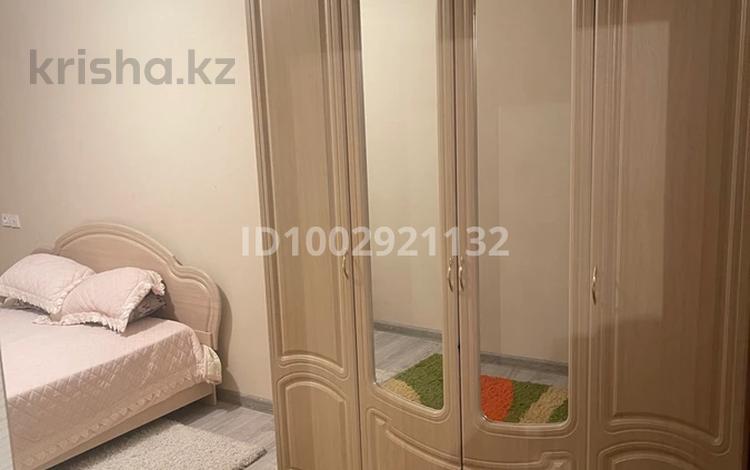 4-комнатная квартира · 70 м² · 5/5 этаж, Ондасынова 12а за 7 млн 〒 в Туркестане — фото 2