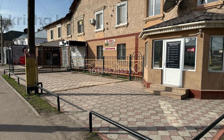 Еркін, кеңселер, медорталықтар мен дәріханалар, кабинеттер және жұмыс орындары · 104.7 м², бағасы: 300 000 ₸ в Шу — фото 2