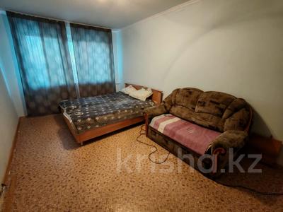 2-комнатная квартира · 50 м² · 5/5 этаж, мкр Юго-Восток, Дюсембекова 51 за 15.5 млн ₸ в Караганде, Казыбек би р-н