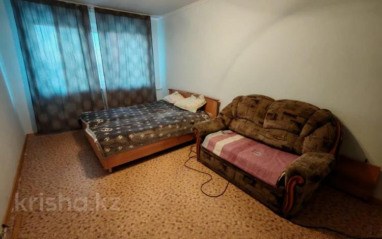 2-комнатная квартира · 50 м² · 5/5 этаж, мкр Юго-Восток, Дюсембекова 51 за 15.5 млн ₸ в Караганде, Казыбек би р-н — фото 2