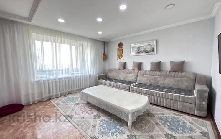 4-комнатная квартира · 69 м² · 8/9 этаж, 6 микрорайон за 14 млн ₸ в Темиртау — фото 2