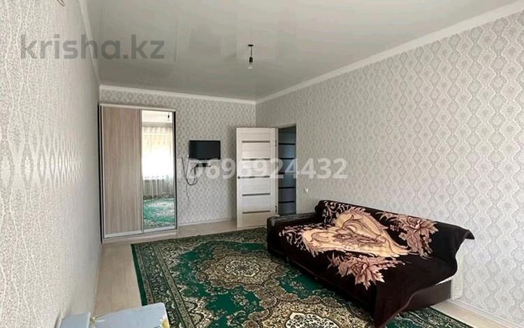1-комнатная квартира · 46 м² · 5/6 этаж, 31А мкр 4 — Есенов университеті за 100 000 ₸ в Актау — фото 2