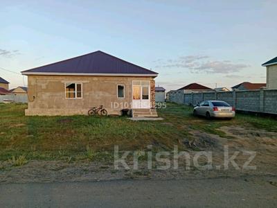 Жеке үй · 3 бөлме · 120 м² · 10 сот., 5 мекрайон 238, бағасы: 16.5 млн 〒 в Астане
