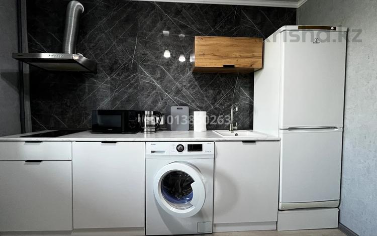 1-бөлмелі пәтер · 40 м² · 7/9 қабат, Александрова 8/1, бағасы: 250 000 ₸ в Усть-Каменогорске — фото 2