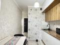 2-бөлмелі пәтер · 60 м² · 4/5 қабат, 26-ш/а. 42, бағасы: 15 млн ₸ в Актау, 26-й мкр — фото 15