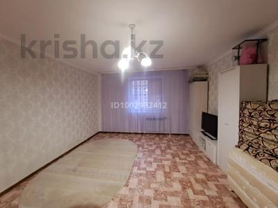 Продажа квартир в Западно-Казахстанской обл.: 1-комнатная квартира · 53 м² · 4/5 этаж, 10 микрорайон 28 за 16.5 млн 〒 1-комнатная квартира · 53 м² · 4/5 этаж, 10 микрорайон 28 за 16.5 млн 〒 в Аксае