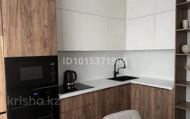 3-комнатная квартира · 76 м² · 6/9 этаж, Жамбыла 80 за 56 млн ₸ в Петропавловске — фото 2