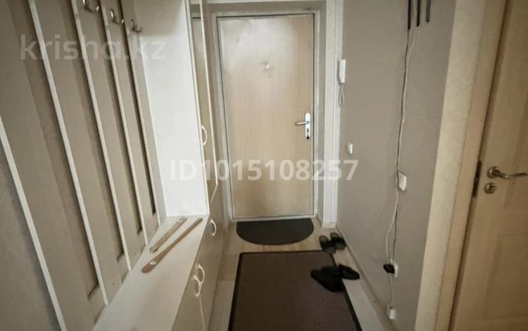 2-бөлмелі пәтер · 63 м², мкр Акжайык, Тулеметова 197/3 — На против Кок жайлау, бағасы: 25.5 млн ₸ в Шымкенте, Абайский р-н — фото 2