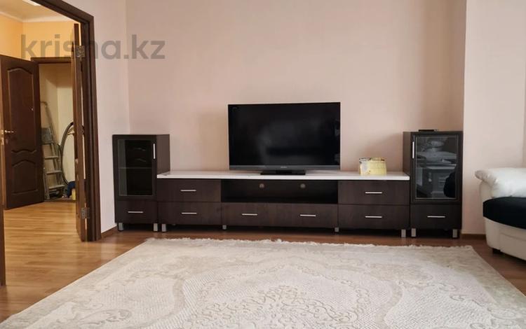 2-комнатная квартира · 107 м² · 13 этаж, Аль-Фараби — Козыбаева за 450 000 ₸ в Алматы, Медеуский р-н — фото 2