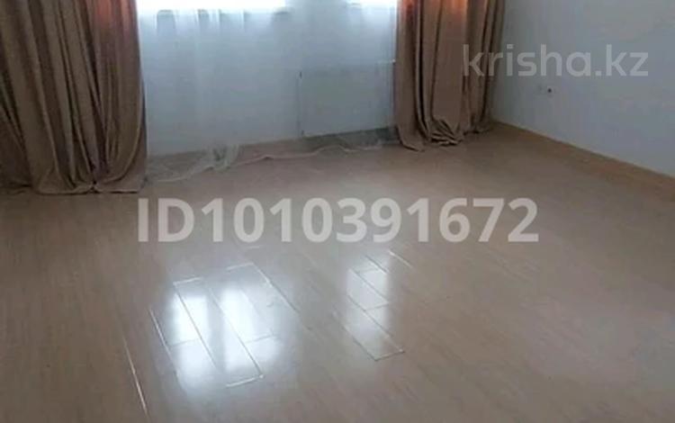1-бөлмелі пәтер · 67 м² · 2/12 қабат, ТОЛЕ БИ, бағасы: 37.5 млн ₸ в Алматы, Алмалинский р-н — фото 4