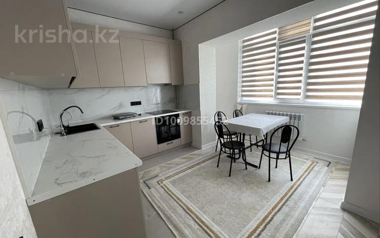 2-комнатная квартира · 70 м² · 3/7 этаж, 20-й мкр 1/2 — ЖК Кербез за 200 000 〒 в Актау — фото 2