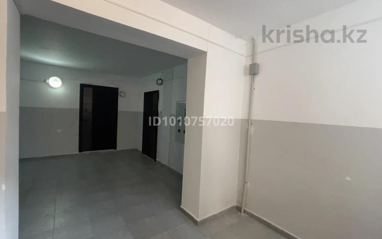 2-комнатная квартира · 73.9 м² · 2/9 этаж, Самал 86 за 35 млн ₸ в Уральске — фото 2