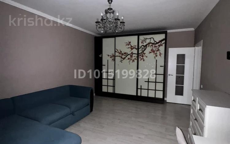 2-комнатная квартира · 51 м² · 6/9 этаж, мкр Акбулак, Чуланова 155 — Момышулы пересечение Рыскулова за 250 000 ₸ в Алматы, Алатауский р-н — фото 2