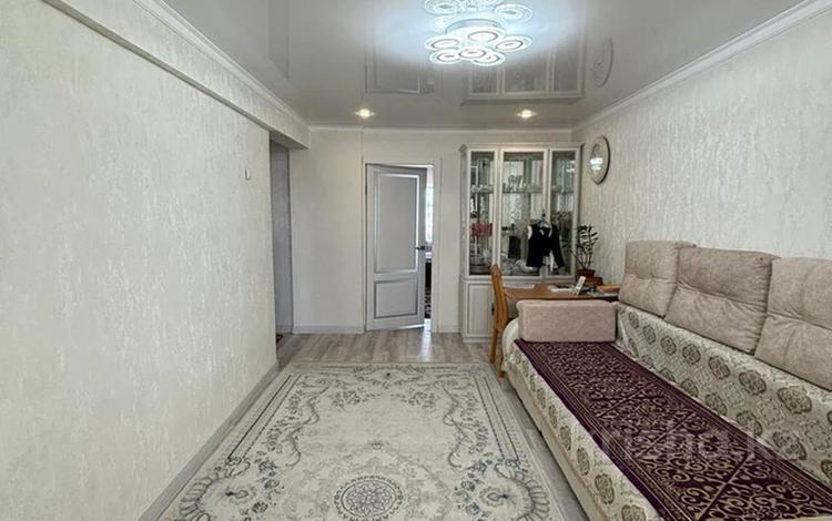 3-комнатная квартира, 60 м², 4/5 этаж, Абая за 18.5 млн 〒 в Балхаше — фото 2