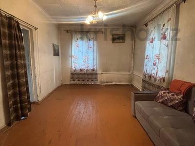 2-бөлмелі пәтер · 43.6 м² · 2/2 қабат, Ауэзова 71, бағасы: 10.5 млн ₸ в Семее