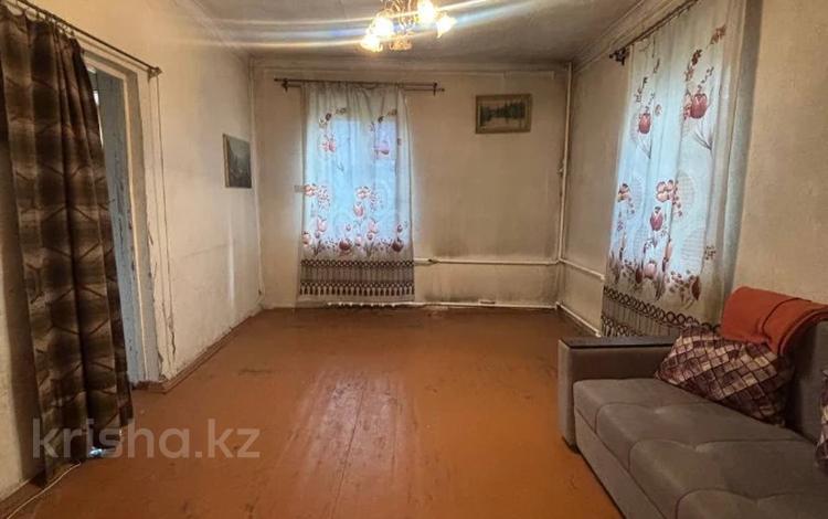 2-комнатная квартира · 43.6 м² · 2/2 этаж, Ауэзова 71 за 10.5 млн ₸ в Семее — фото 2