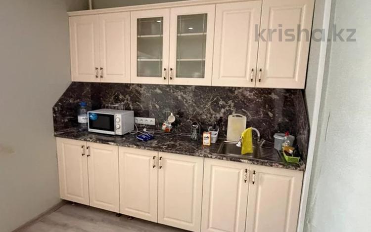 3-комнатная квартира · 70 м² · 3/5 этаж, 15-й мкр 9 за 20.5 млн ₸ в Актау — фото 2