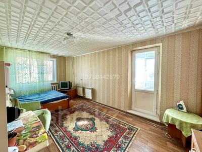 Продажа квартир в Костанайской обл.: 1-комнатная квартира · 36 м² · 2/10 этаж, 8-й микрорайон, 8 микрорайон 1 за 14.8 млн 〒 1-комнатная квартира · 36 м² · 2/10 этаж, 8-й микрорайон, 8 микрорайон 1 за 14.8 млн 〒 в Костанае